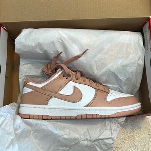 women’s Nike dunk low